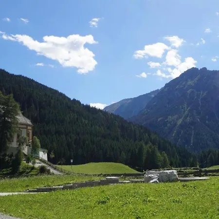 Widum Obernberg Nikolaus Bergsuite * Obernberg am Brenner