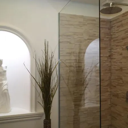 Widum Obernberg Nikolaus Bergsuite アパート